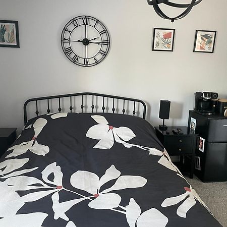 Cosy Home From Home With Private Bathroom - Free Parking Cardiff Dış mekan fotoğraf