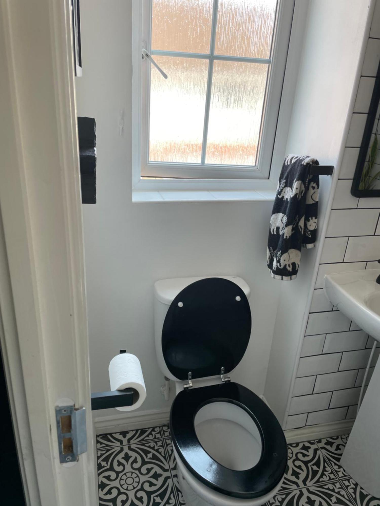 Cosy Home From Home With Private Bathroom - Free Parking Cardiff Dış mekan fotoğraf